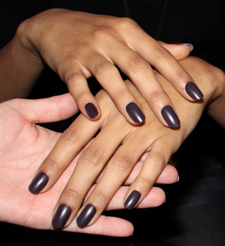 uñas puntiagudas cortas
